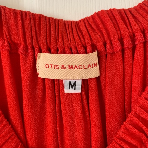 Off-the-Shoulder Ruffle Top - Picture 2 of 5